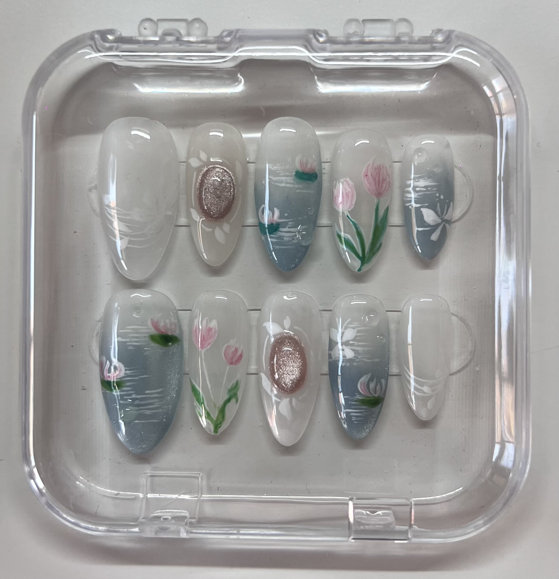 Detailed Nail Art